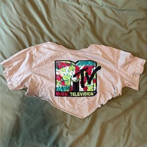 MTV Logo Tee in Soft Gray